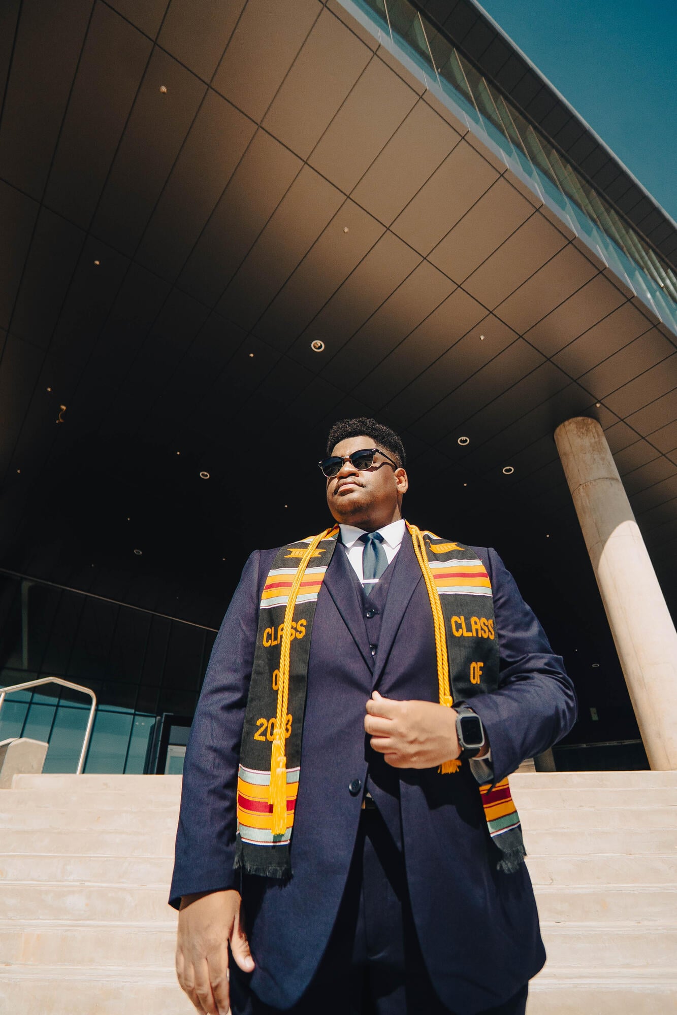 Graduation photography - image 12