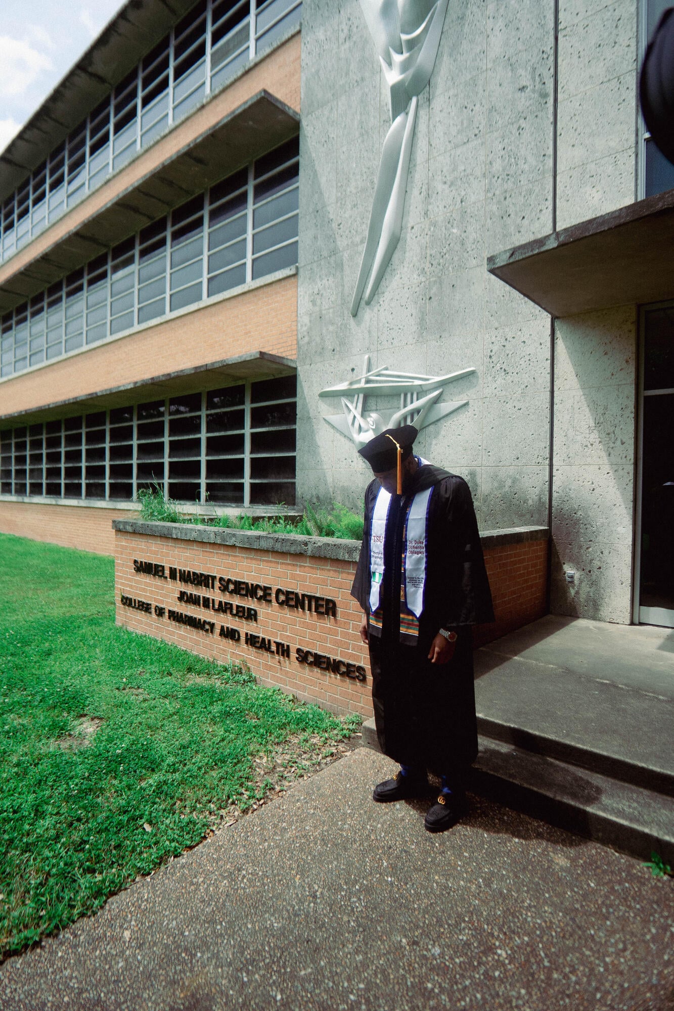 Graduation photography - image 14